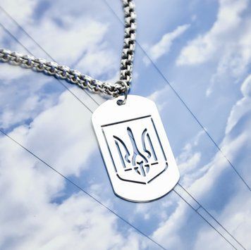 Срібний кулон &laquo;Тризуб&raquo; &ndash; вирізаний герб України у формі жетона 1880058549 Срібний кулон &laquo;Тризуб&raquo; &ndash; вирізаний герб України у формі жетона фото з каталогу