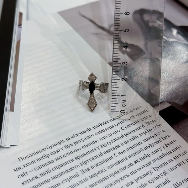 Серебряное кольцо с чёрным фианитом (маркиз) ⚫✨ 18 размер 813465712 Серебряное кольцо с чёрным фианитом (маркиз) ⚫✨ фото с каталога