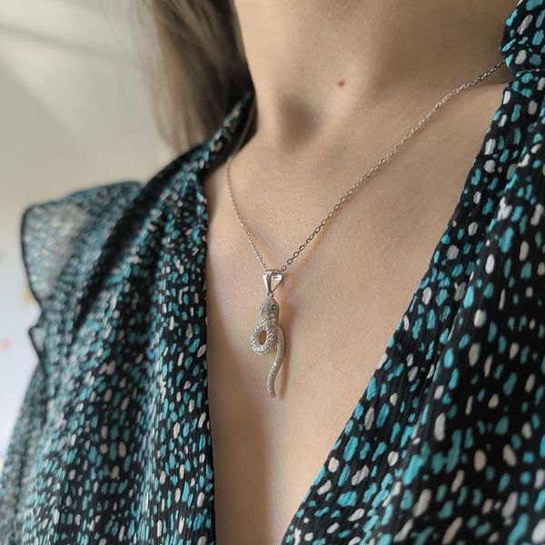 Срібне кольє LoveR з підвісом у вигляді змії, інкрустованим фіанітами, срібло 925