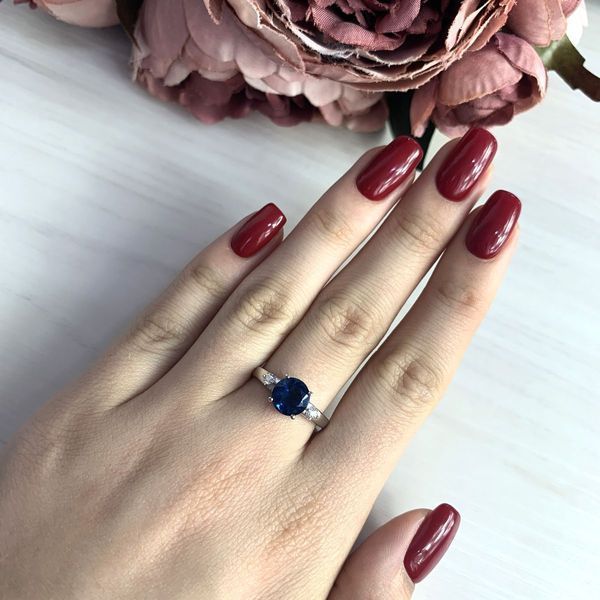 Серебряное кольцо LoveR с лондон топазом и фианитами18 размер, серебро 925