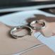 купити срібний виріб Срібні сережки-кільця LoveR простої видовженої овальної форми з масивним профілем фото 5 - фотографія з каталогу