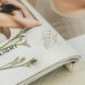 купить серебряное изделие Кольцо серебряное на фалангу тройное V с белыми фианитами фото 2 - фотография из каталога