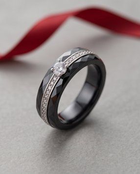 Срібна каблучка LoveR з керамікою та інкрустацією фіанітів 19 розмір, срібло 925