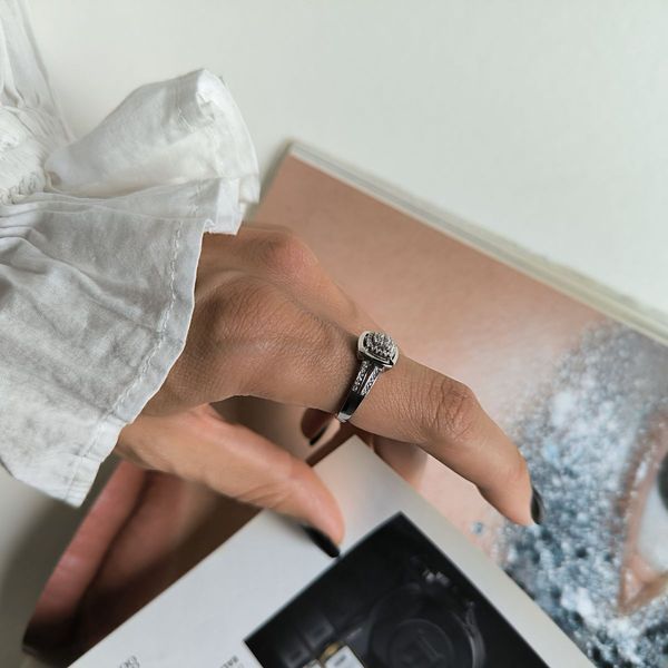 Серебряное кольцо LoveR с фианитами в квадратной оправе 18 размер 5715266812 Серебряное кольцо LoveR с фианитами в квадратной оправе фото с каталога